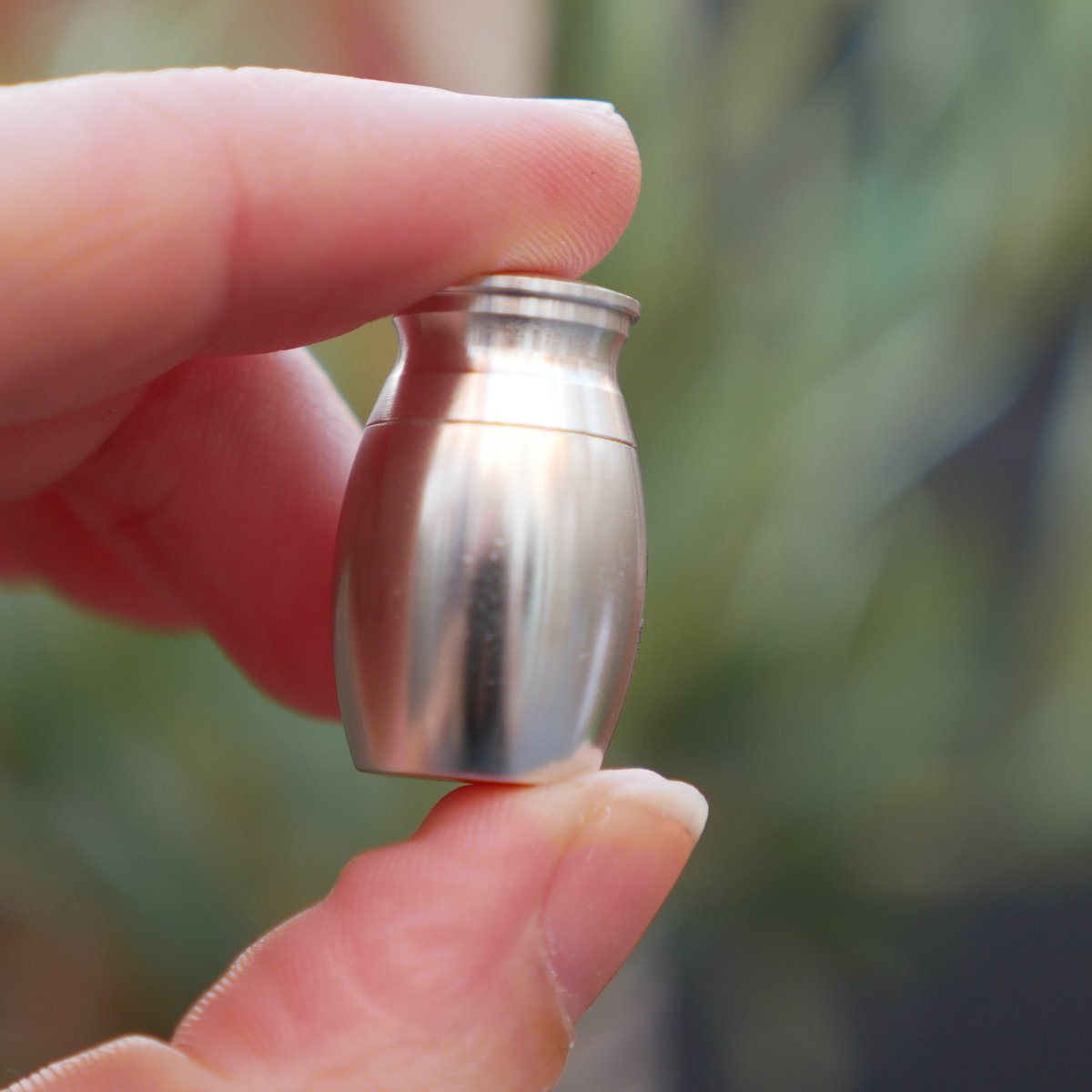 Mini urn Zilver - Met tekst 'Mom' en Hartje