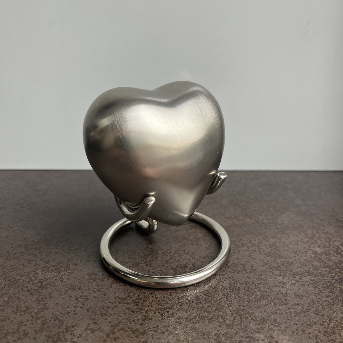 Mini urn - Silver - Heart - Stainless steel - Includes stand and storage box - Outdoor &amp; Indoor use