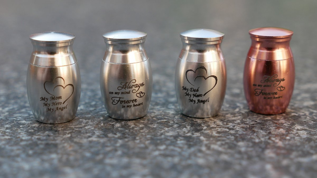 Mini urn - Pink - With text 'Always on my mind. Forever in my heart' - Pink - Urn for ashes